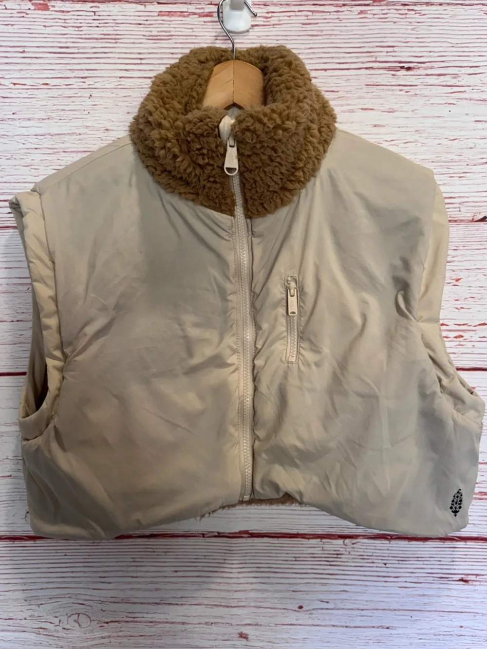 Free People Movement Highline Reversible Sherpa Vest in Almond Oil Combo Sz XS
